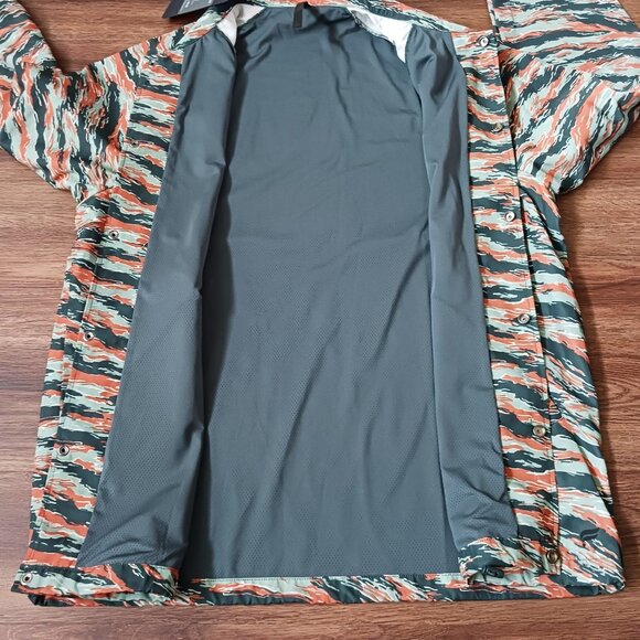 NWT Fabletics Adult L The Only Coaches Jacket Tiger Camo Print Rain Button Coat - Picture 6 of 7